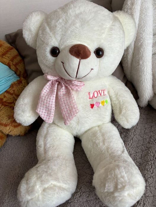 Мишка плюшевый. Не большой