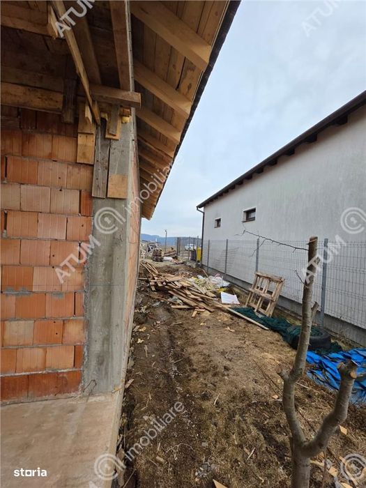 Casa cu 4 camere pe un singur nivel teren 500 mp din Selimbar