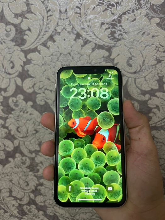Iphone 11 телефон