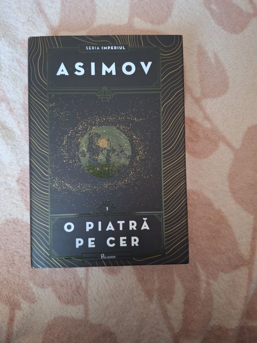 Carti pentru adolescenți