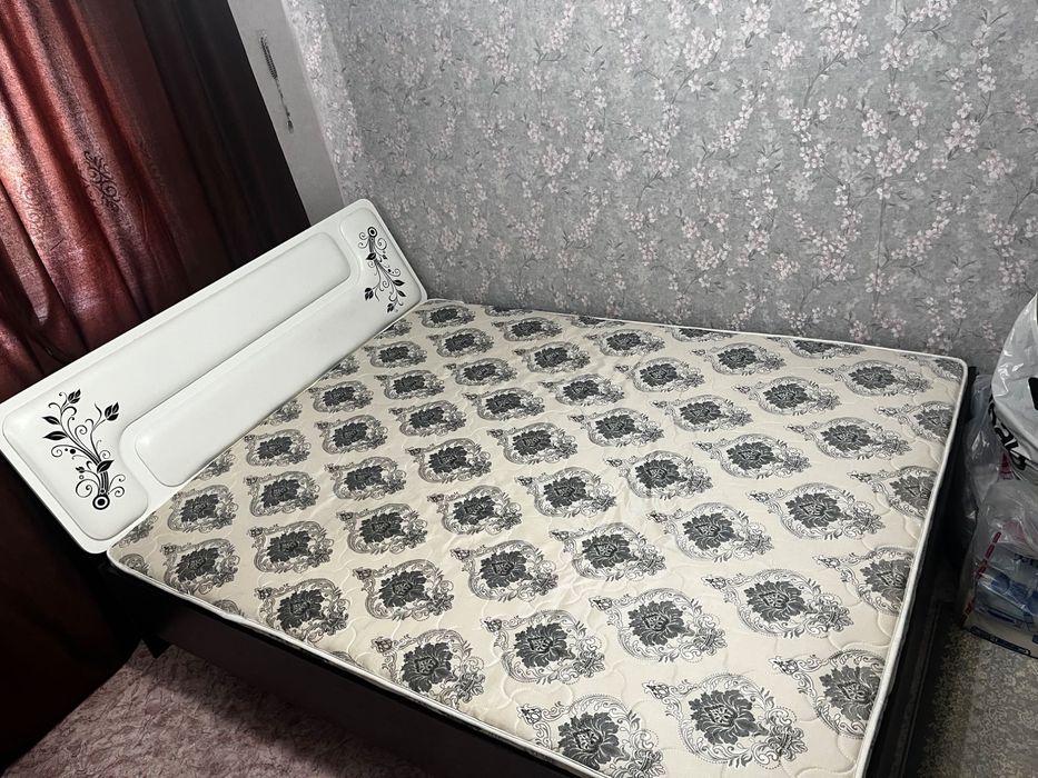 Продам кровать двухспальняя