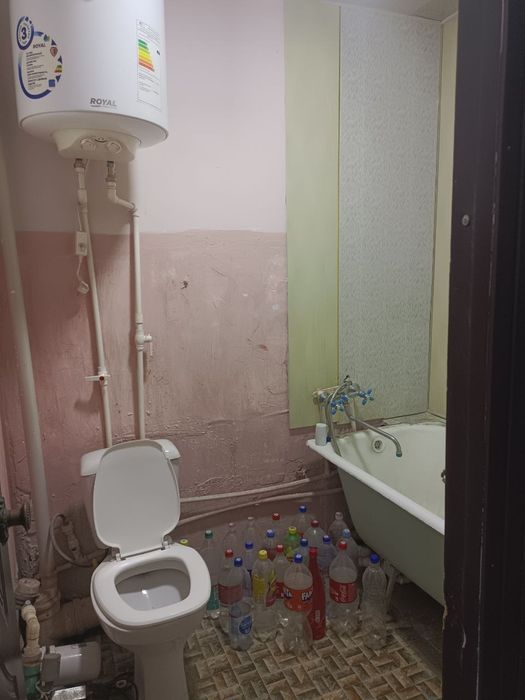 Продаётся 1 комнатная квартира в Чирчике