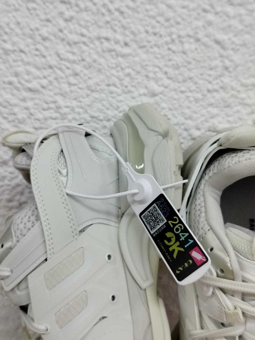 Adidasi Balenciaga Track Albi marimea 35