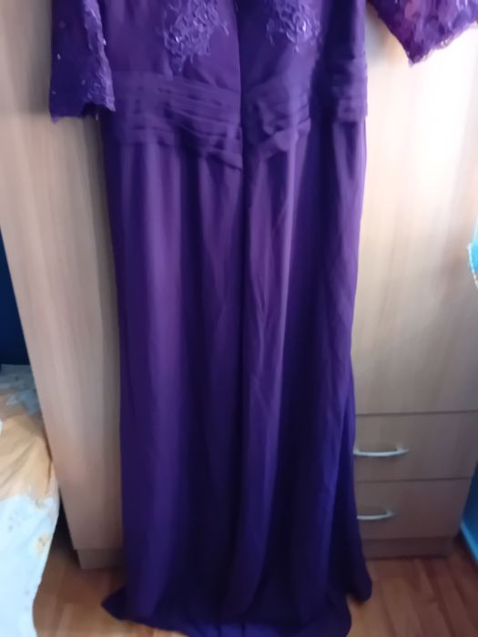 Vand rochie de ocazie