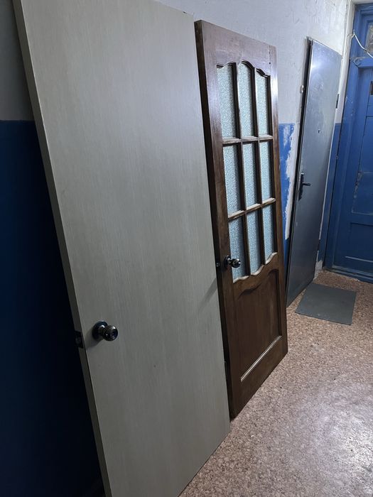 Продам двери 80см дешево