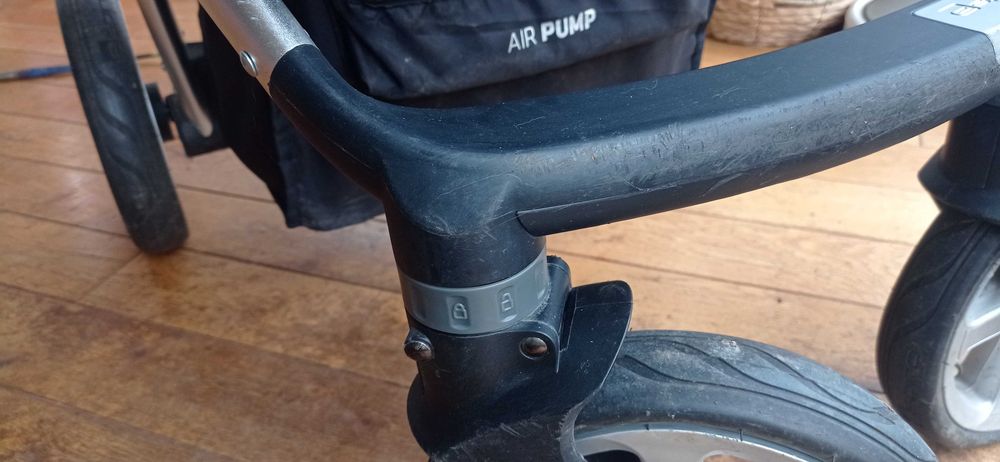 Много запазена Бебешка количка с два коша Espiro next