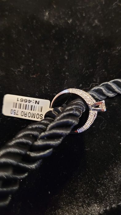 Кольцо из белого золота с бриллиантами