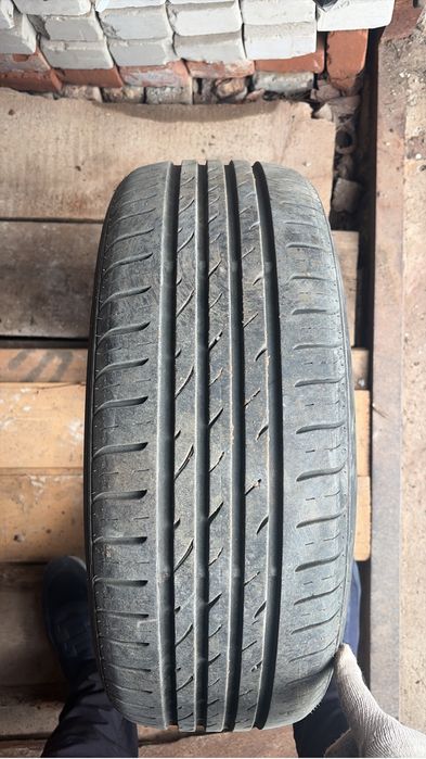 Продам шины покрышки 205/55/16