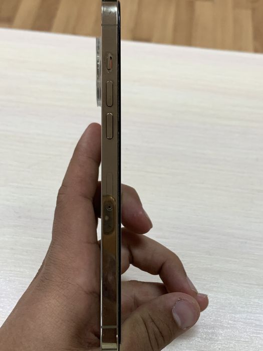 Aйфон 12 про макс