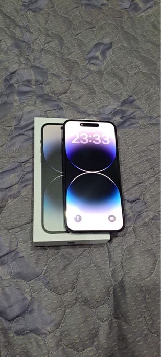 Продам Айфон 14 про макс