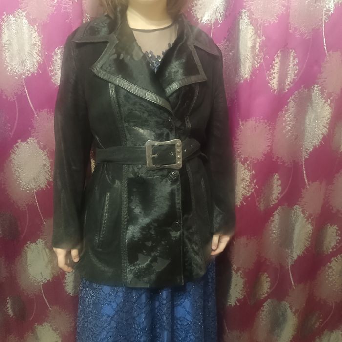 Продается замшевая куртка