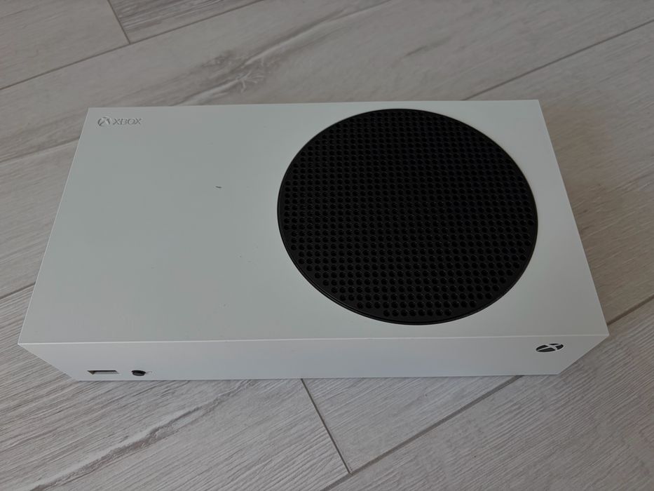 Консоль Xbox series S
