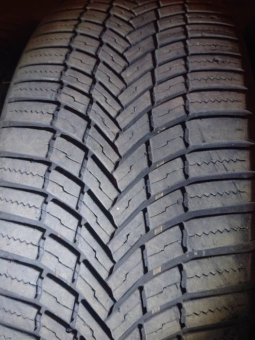 4 Гуми BRIDGESTONE Weather Control 215/50 R19