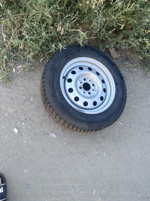 Продам с дисками R14