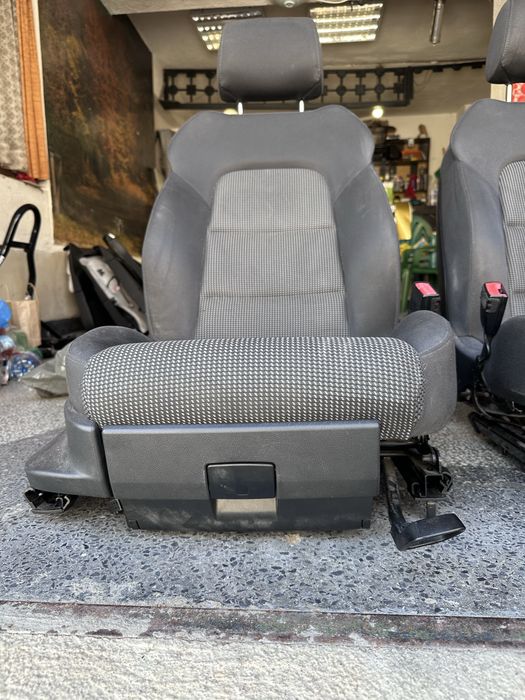 Салон за Audi a3 8p с подгрев и надуване + кори