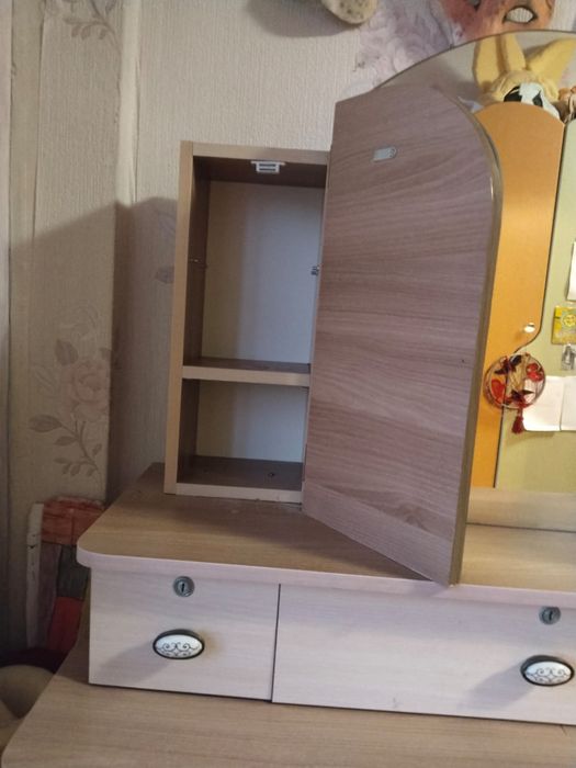 Туалетный столик