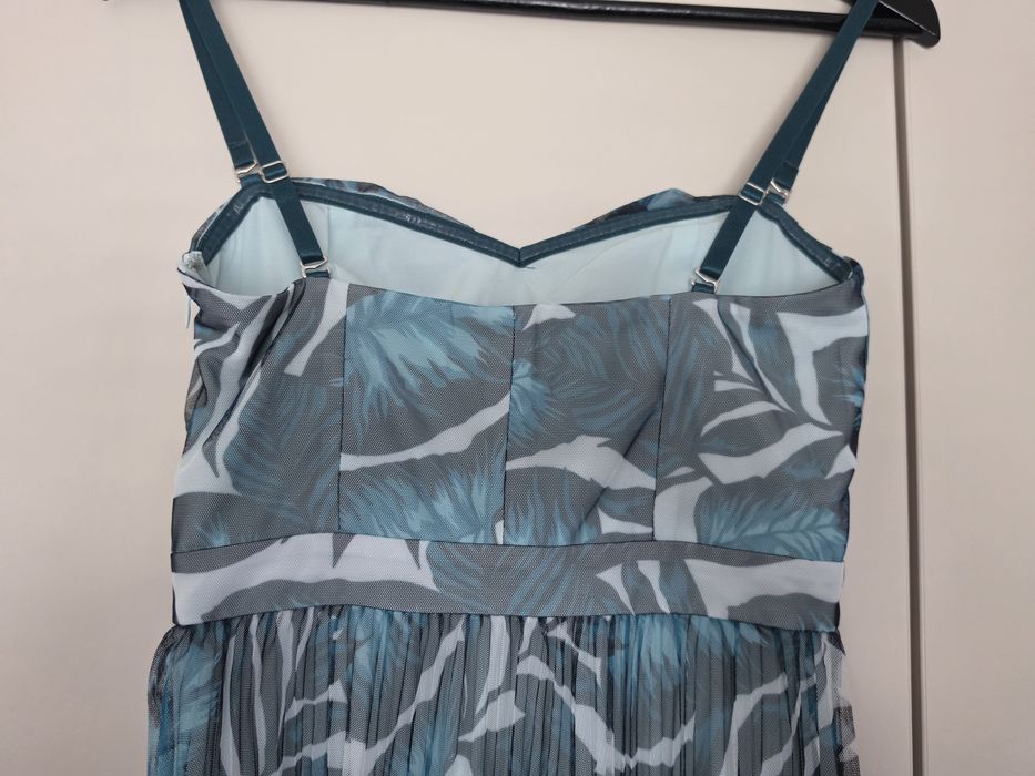 Официална рокля Guess, XS