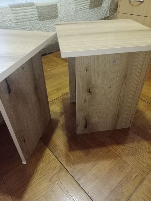 Табуретки новые в кухню