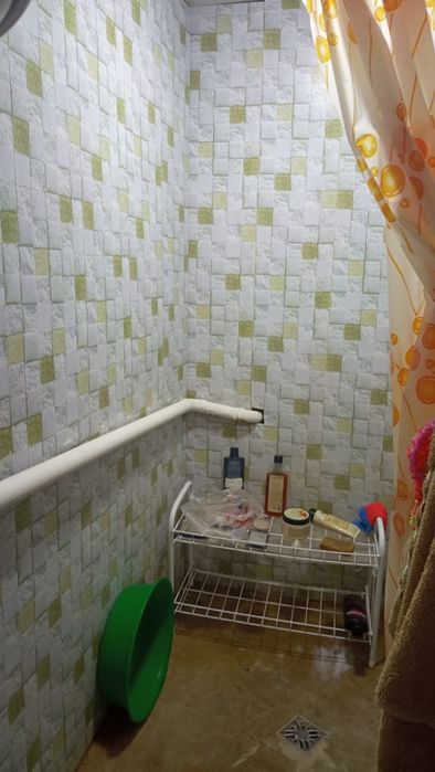 продам 2 дома в одном дворе