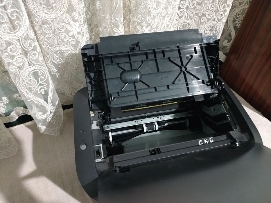 Canon 6020 printer sotiladi