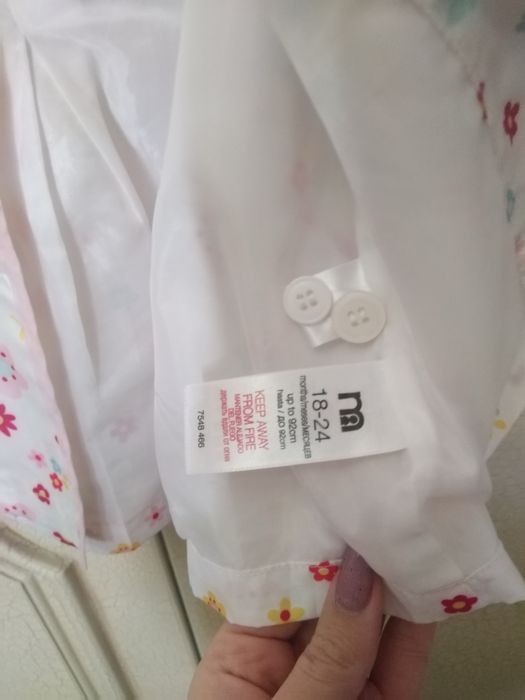 Плащик новый на 2 года