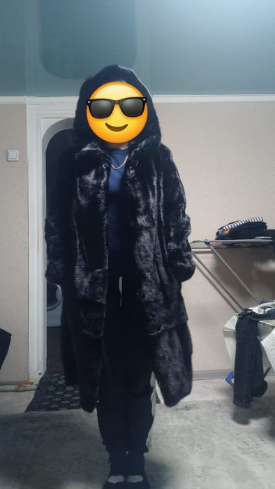 Продам шубу новую