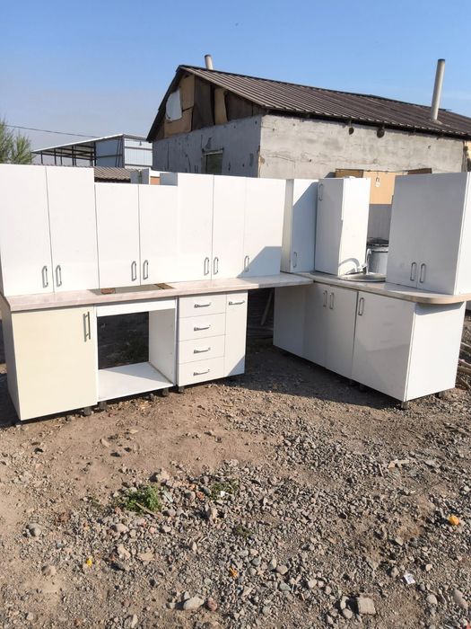 Продам срочно кухни гарнитура в хорошем состоянии цена разные узнать ц