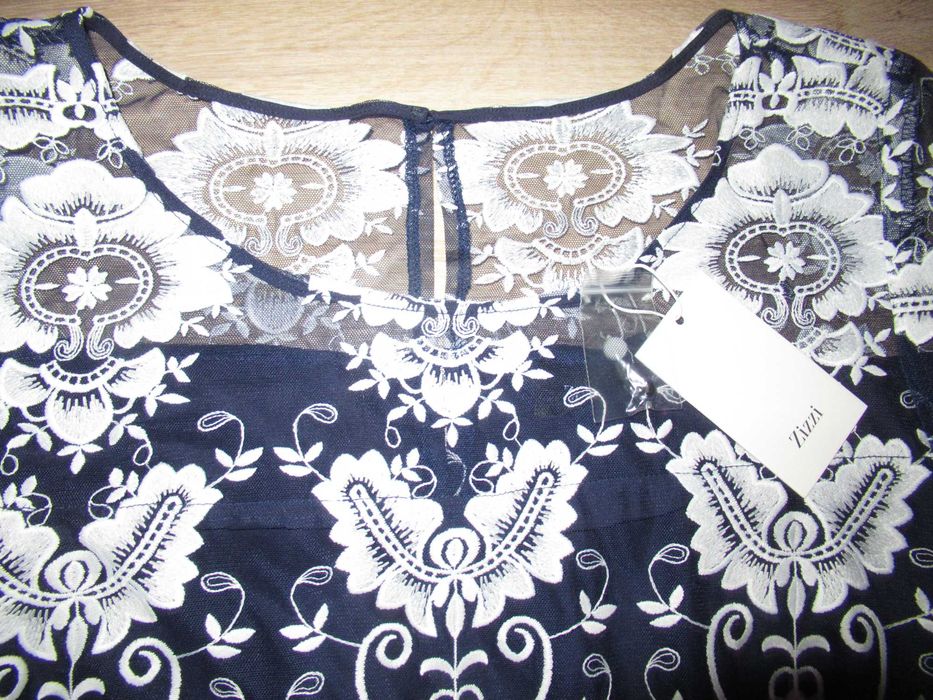 СТРАХОТНО КРАСИВА официална рокля--3XL номер