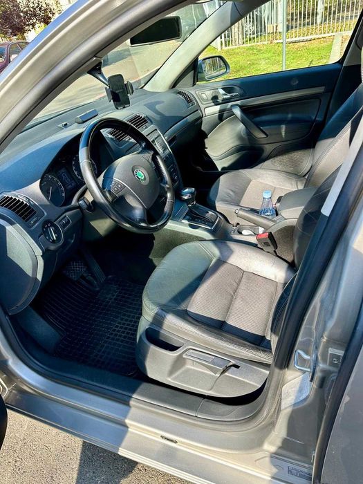 Skoda Octavia Elegance II 2.0 TDI 16V 1968 cm3 140CP 2008 DSG XENON