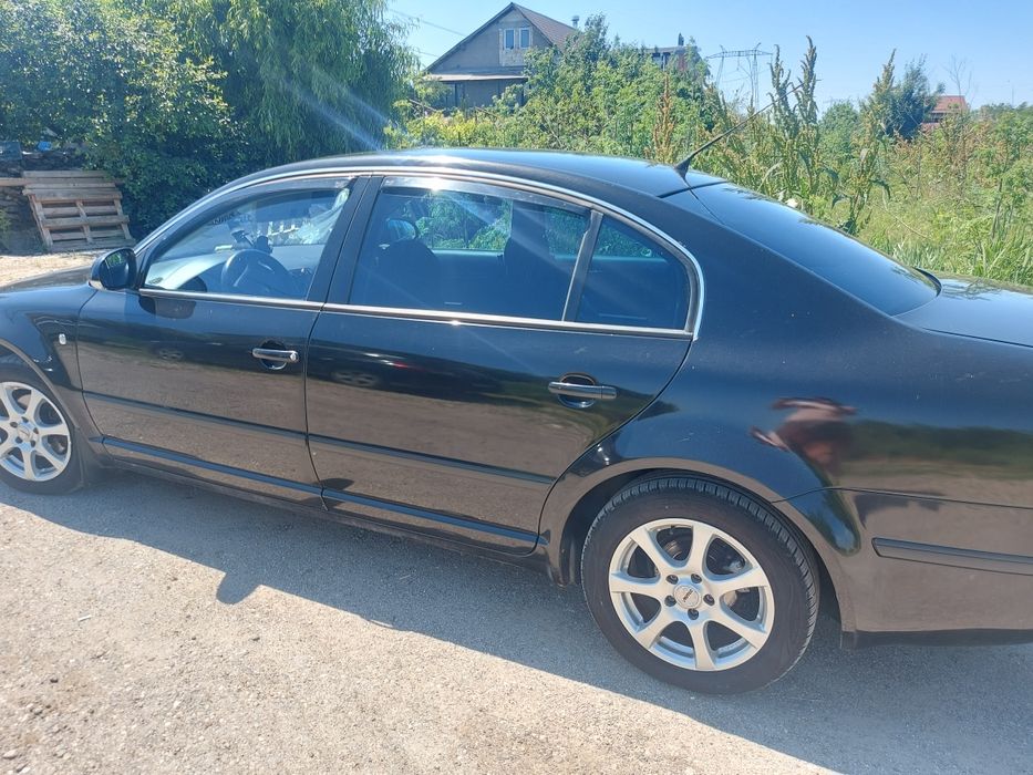 Skoda Superb an 2008