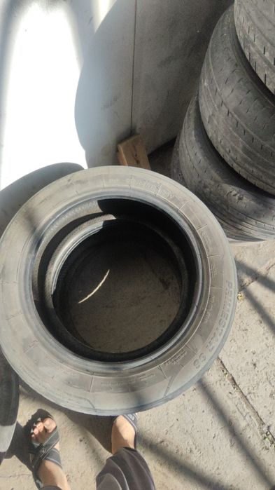 продам резину 215/55R17  ,бу