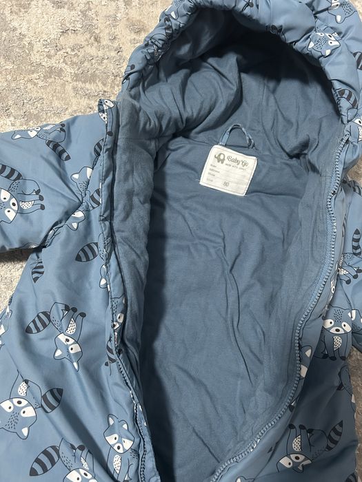 Продам демисезонный комбинезон