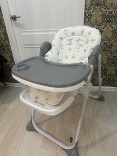 Детский столик для кормления