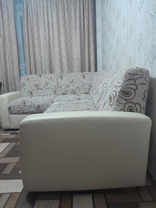 Продам угловой диван