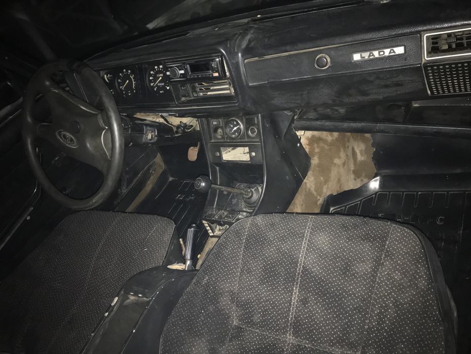 Холати яхши турган мошина