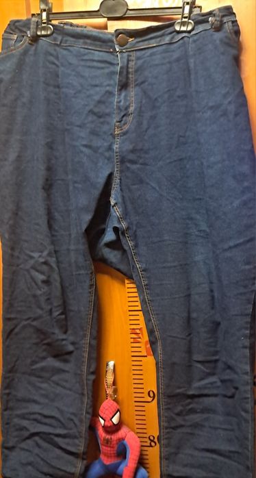 Blugi elastici masura mare