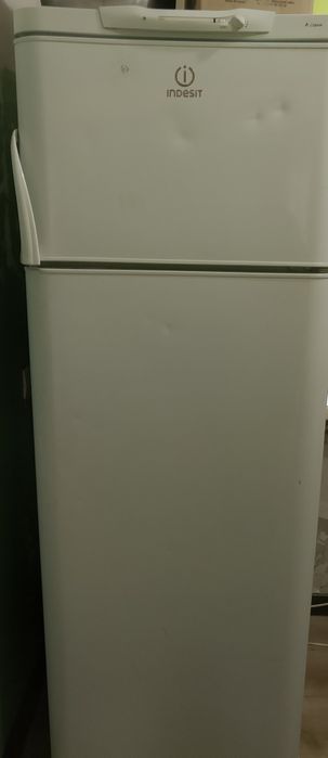 Продам холодильник