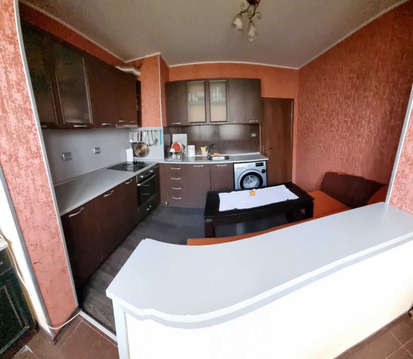 Продава се Четиристаен апартамент в Кюстендил, Запад - 86 кв.м за 931 €/кв.м - Снимка #1
