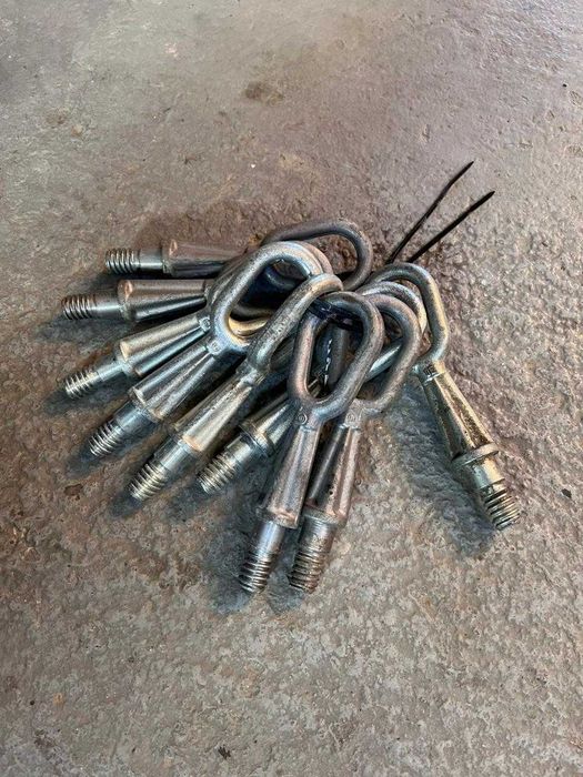 Буксировочный крюк на БМВ Х5 Е53,  Е39.