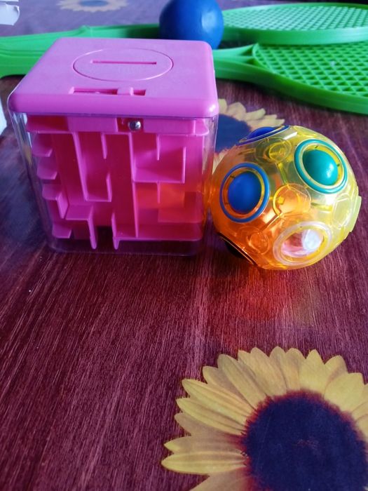 Играчки на символична цена