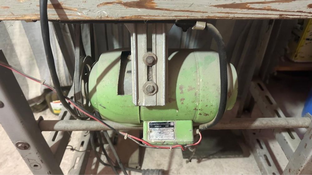 Прмышленная швейная машинка