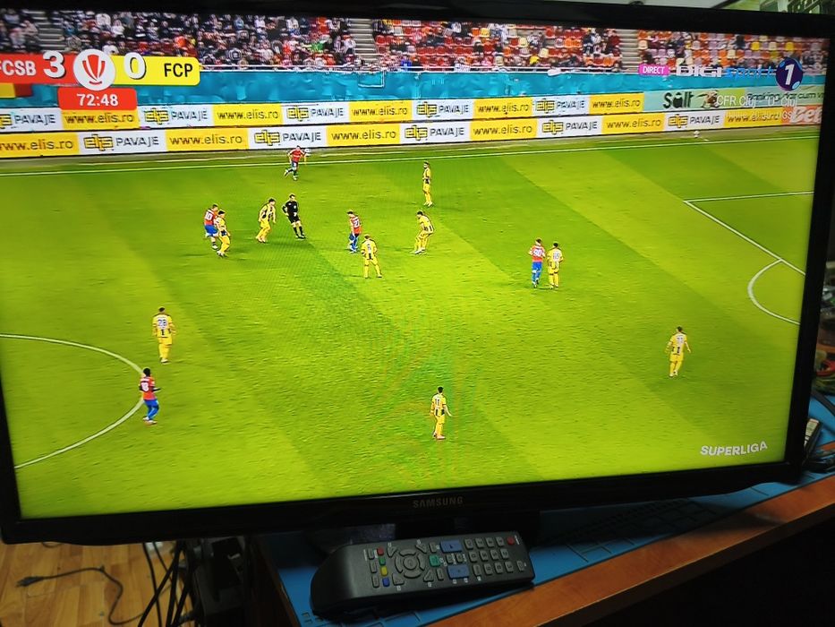 Tv televizor led Samsung diagonala 82cm full HD prinde canale digitale