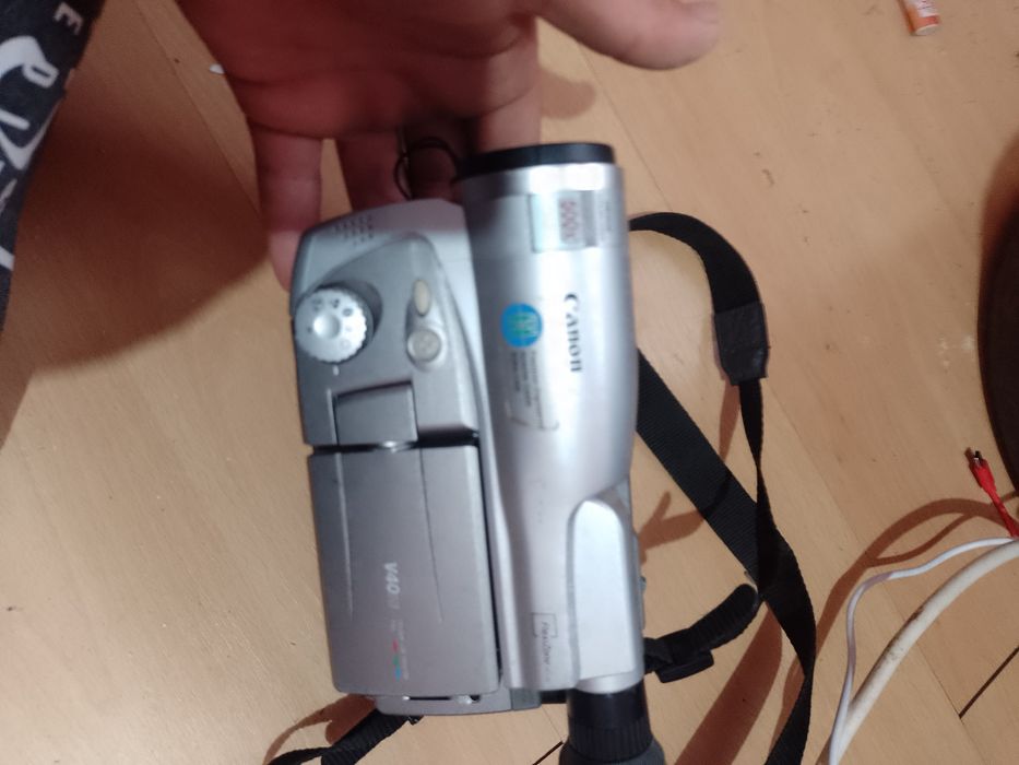 Cameră canon in stare buna