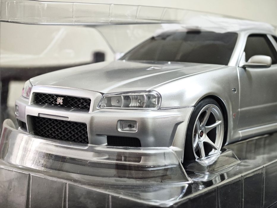 Nissan Skyline R34 / Кейс для салфеток
