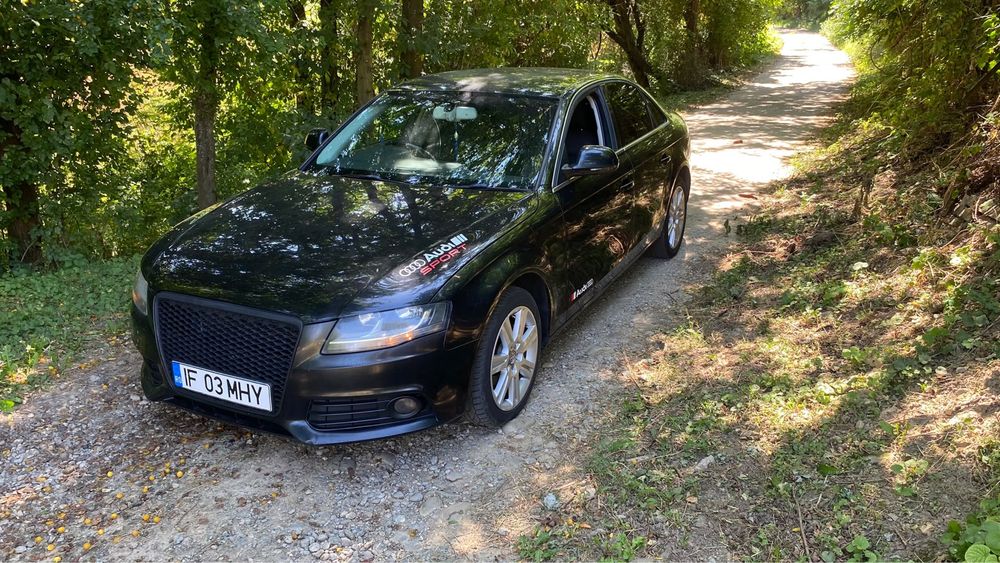 Vând urgent Audi A4 b8 volan pe dreapta pret 2000  de euro fix