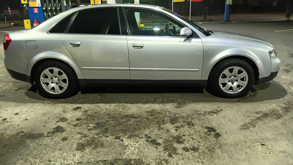 AUDI A4 2003 — imagine 3