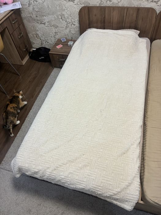 Продается односпальняя кровать