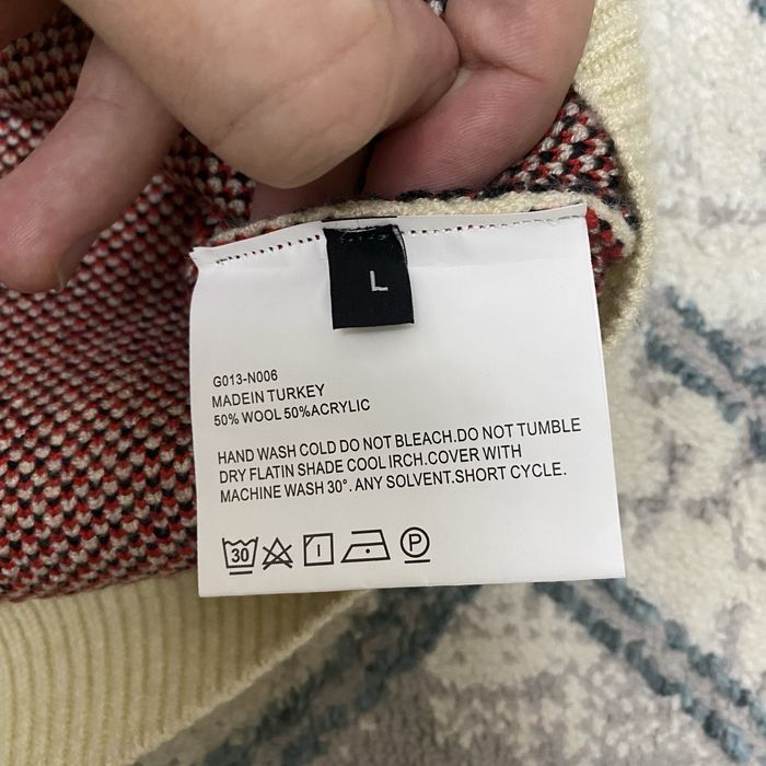 Продам свитер ВДРУГ