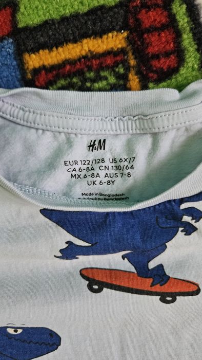 Lot h&m 122 /128 tricouri + pantaloni scurti