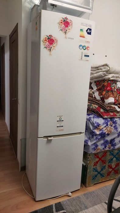 Холодильник BOSCH